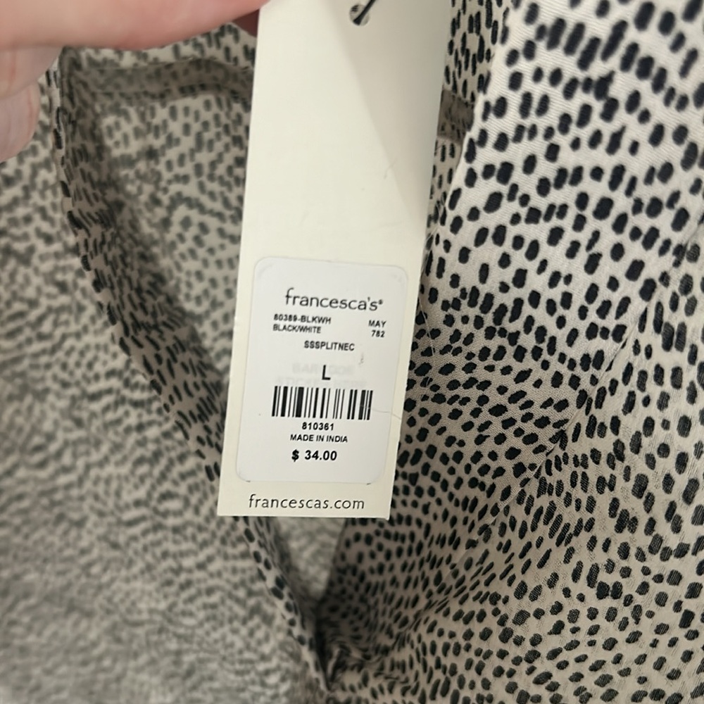 Francesca’s Blue Rain blouse - Picture 4 of 6